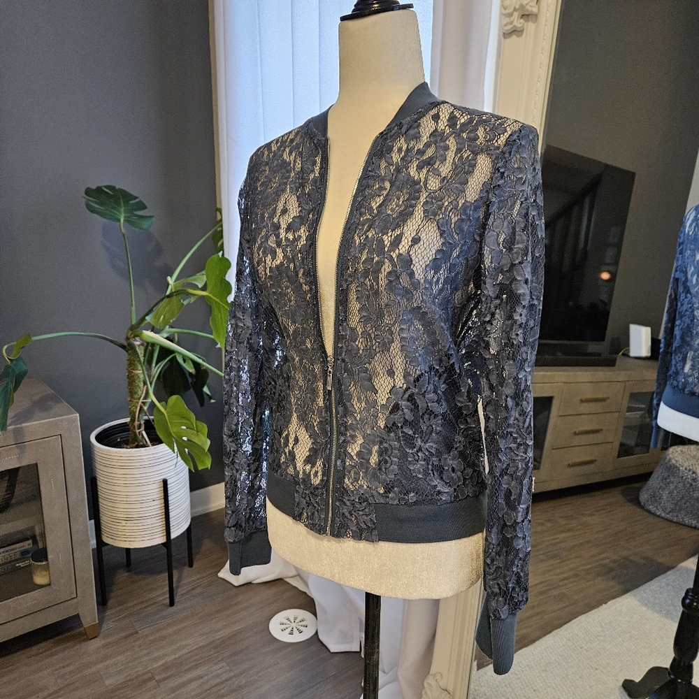 ZARA lace Bomber (xs)